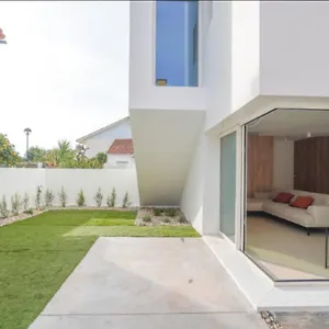 https://villa-emerald-lisbon.hotels-lisbon-portugal.com